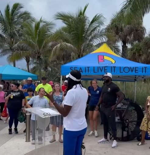 Lucky Fish & City of Dania Beach Annual Back to School Beach Cleanup