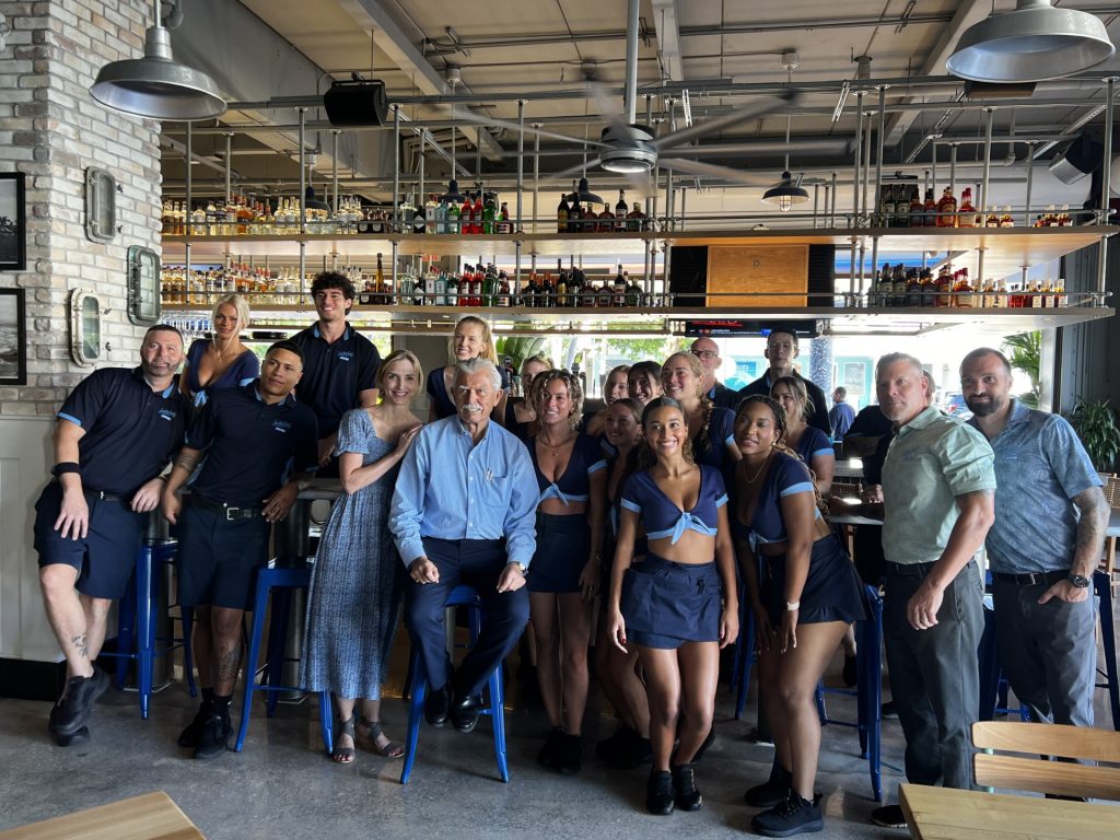 Lucky Lou's Deerfield Beach FL - Team